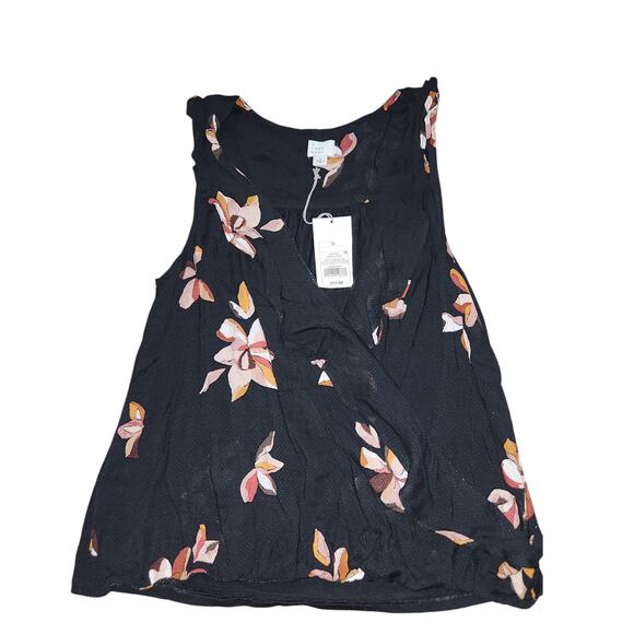 A New Day NWT Black Floral Sleeveless‎ Crossover Tank Top Size Small - Picture 1 of 7